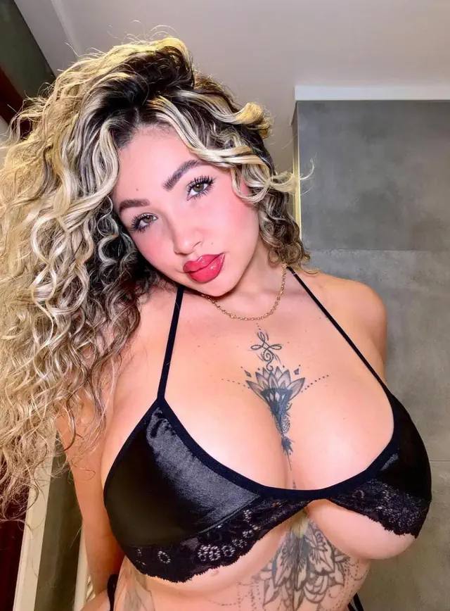 NINFOMANA ATREVIDA – DIGO SI A TODO