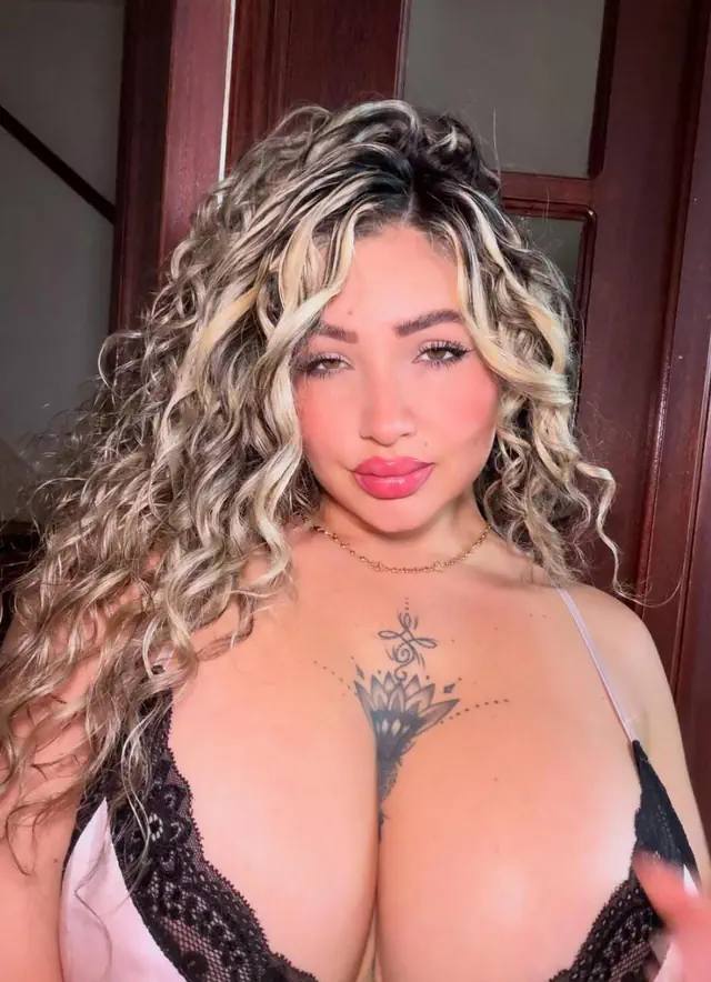 NINFOMANA ATREVIDA – DIGO SI A TODO