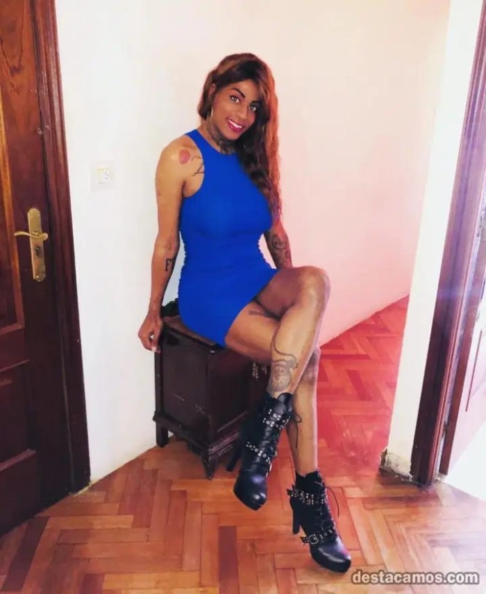 CHICA TRANS (DOTADA) SEXI, FEMENINA Y CACHONDA