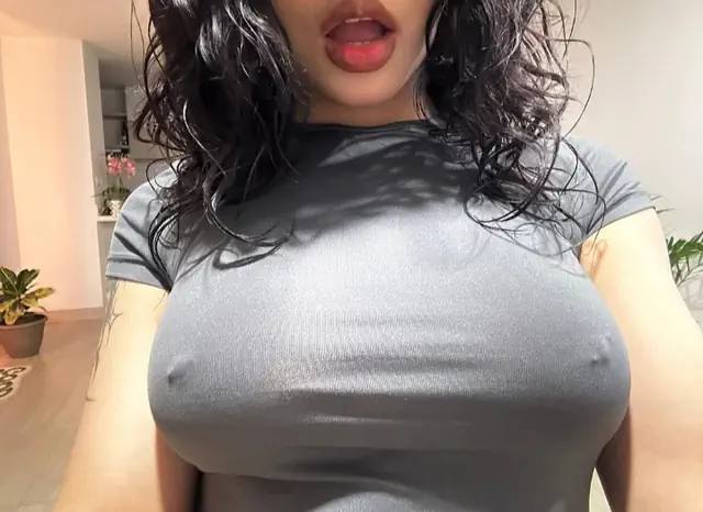 TATUADA FLACA CON CULAZO PARA QUE ME DES POR CULO