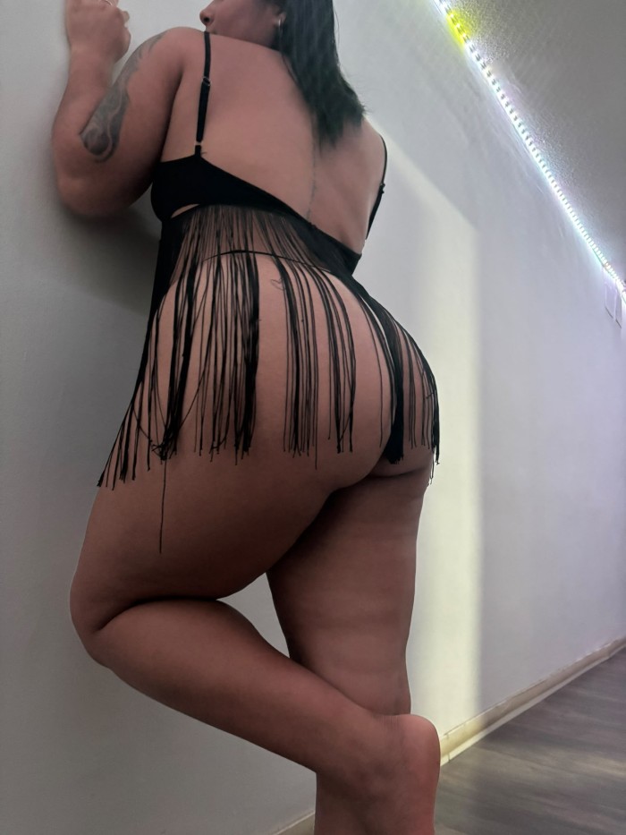BELLA ELEGANTE Y FIESTERA