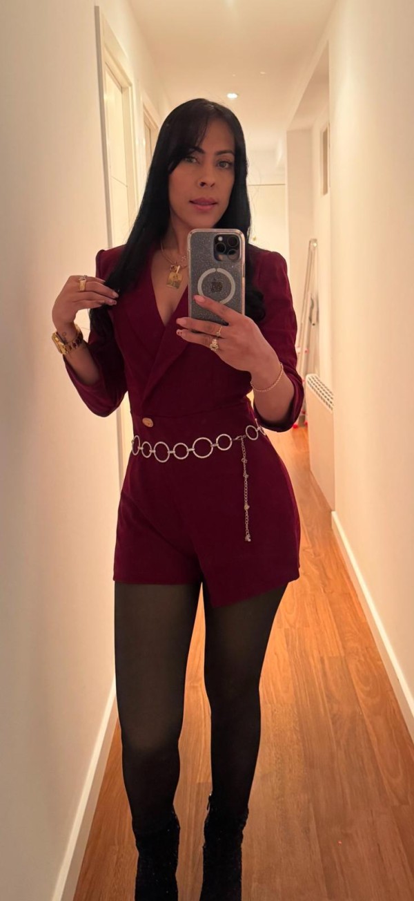 Atractiva y sexy, me gusta el sexo y la fiesta