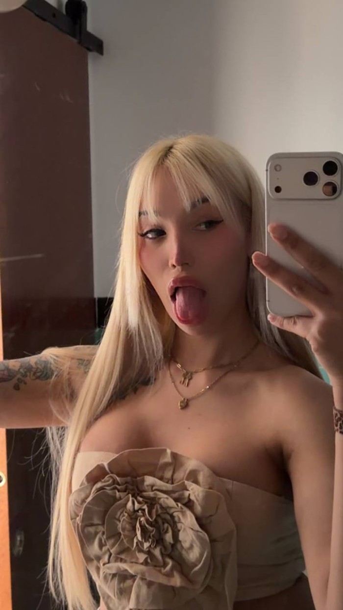 Muñequita con cara de niña y cuerpo de tentación