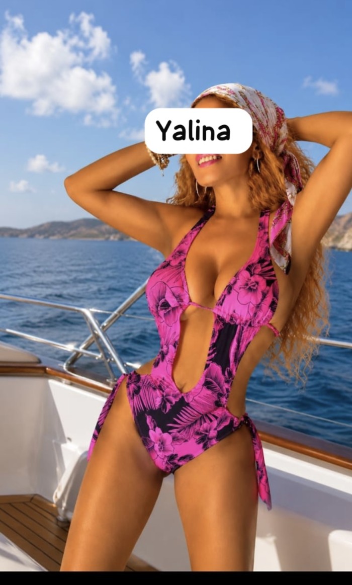 Cubana espectacular bombón exótico Rubia