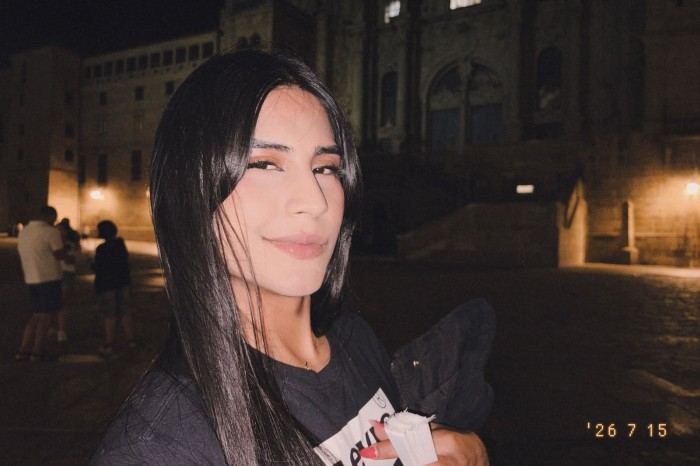Carla extrovertida cachonda fiestera me acoplo ati