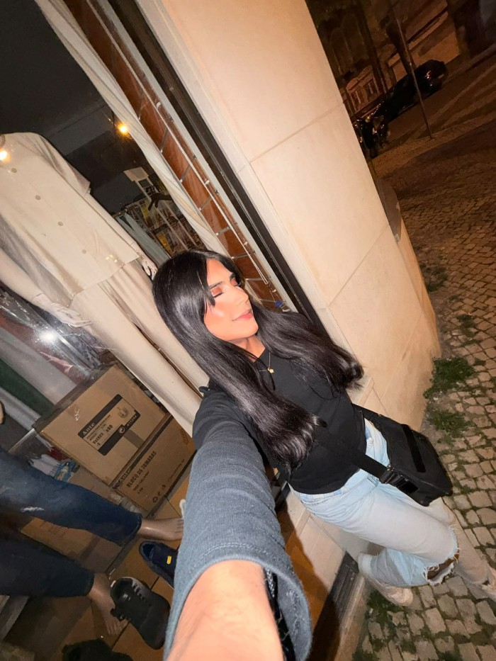 Carla extrovertida cachonda fiestera me acoplo ati