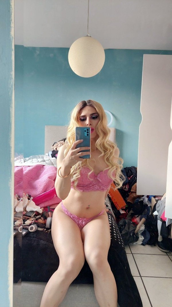Hola soy sofia una chica desconplica anada digo no