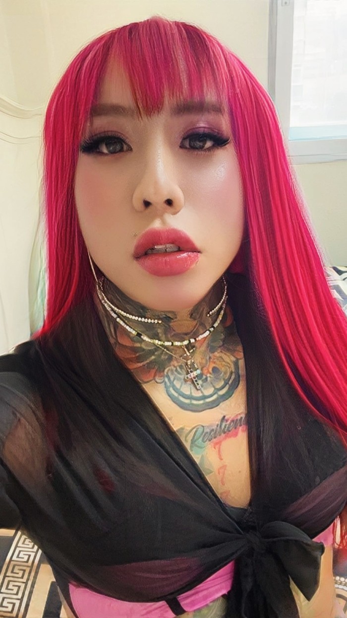 Hermosa shemalle XXL FIESTERA MORBOSA TU AMA IDEAL