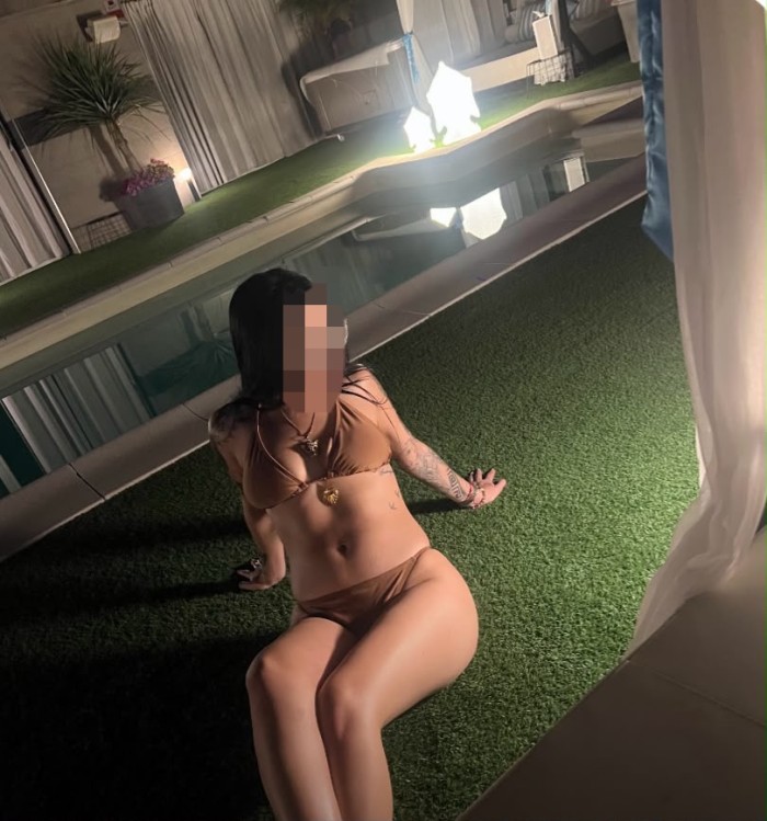 Nueva jovencita colombiana lujuriosa en Estepona