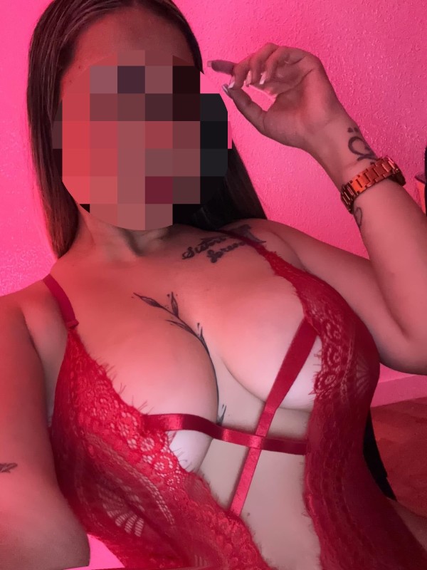 SARA ESCORT MORBOSA ARDIENTE Y JUGUETONA