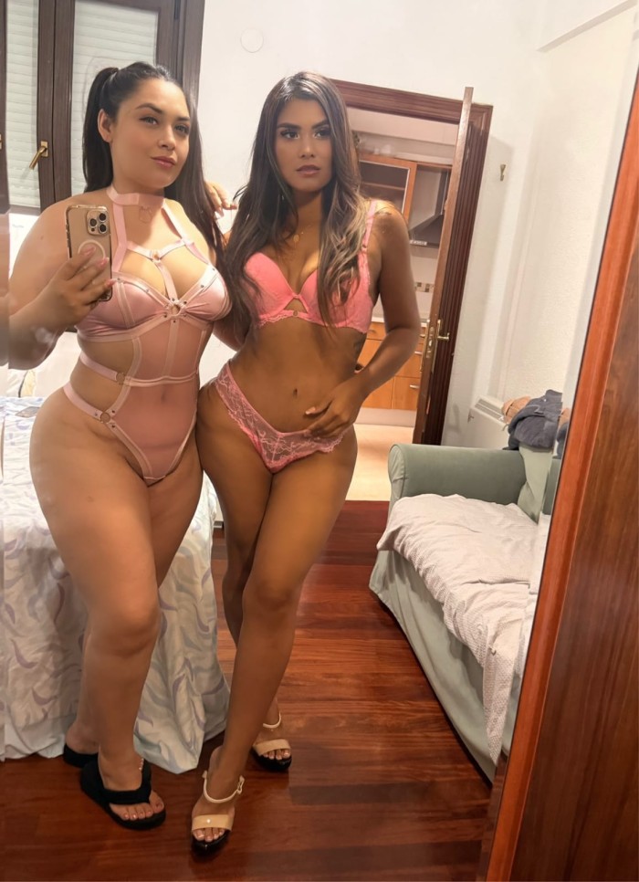 DOS AMIGAS VENEZOLANA Y COLOMBIANA GUAPISIMAS 24H