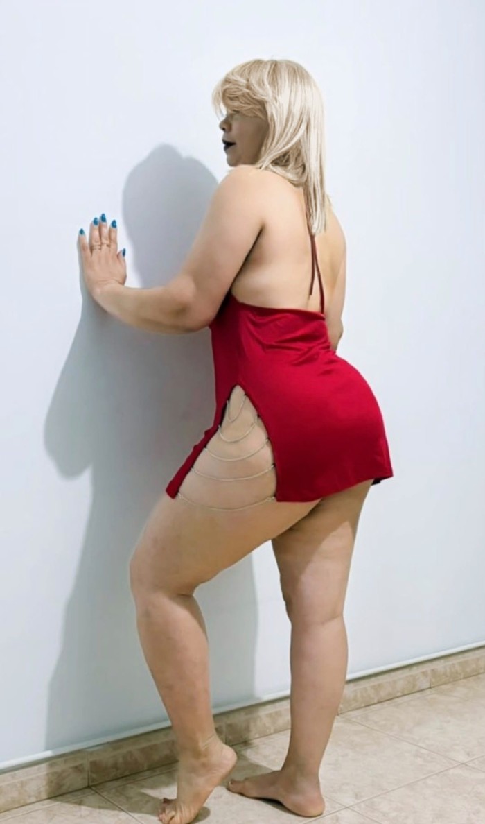 Novedad una madurita sexy, una bomba sexual