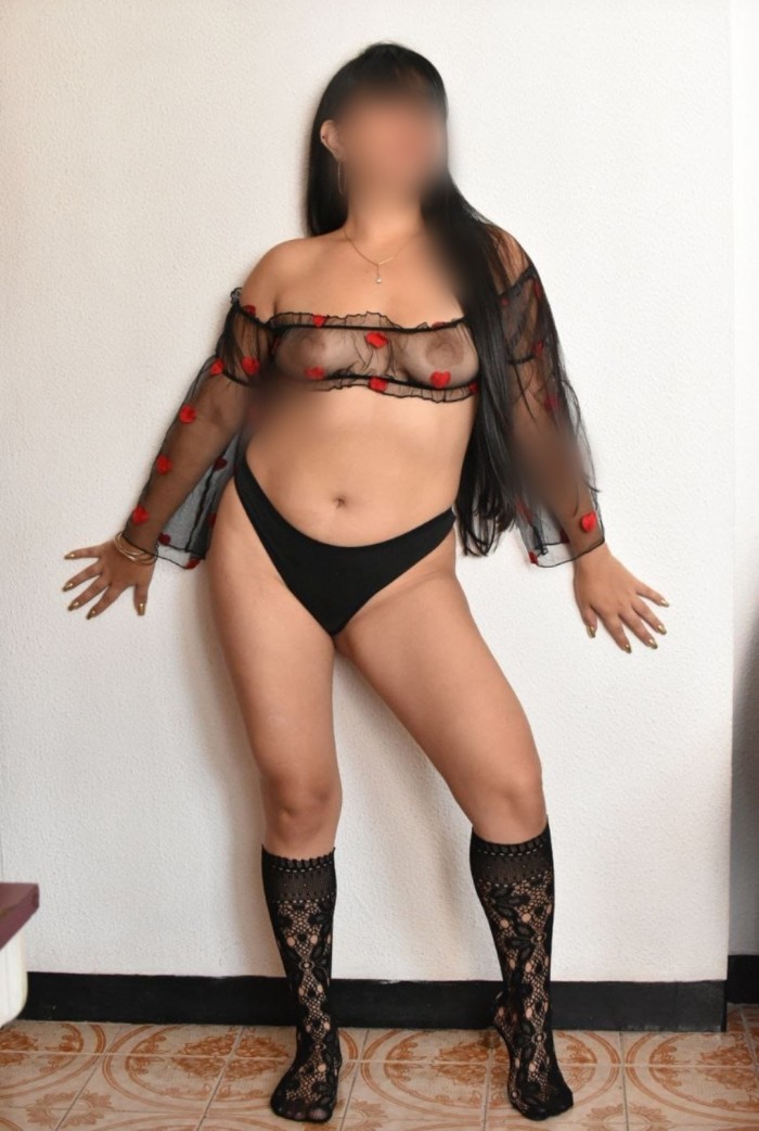 POR ELCHE – VENEZOLANA DE LUJO EXPLOSIVA Y MORBOSA