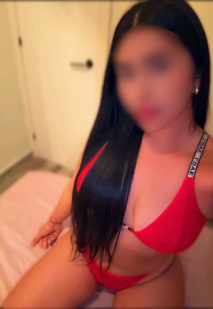 EN DELICIAS FIESTERA REINA DEL SEXO MUY CACHONDA
