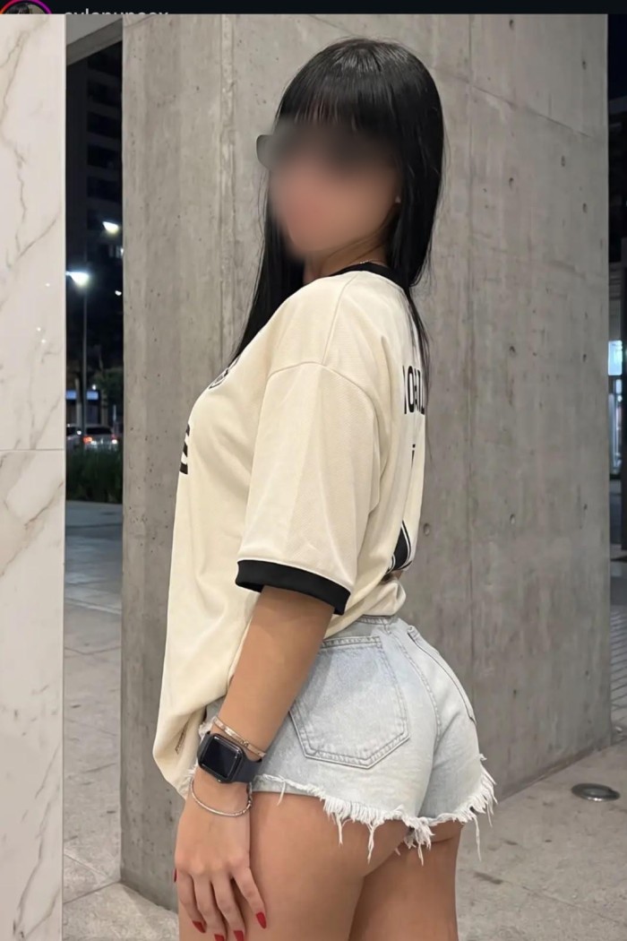 sensual puta fiestera novedad en a coruña