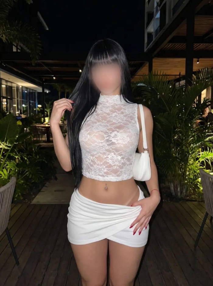 sensual puta fiestera novedad en a coruña