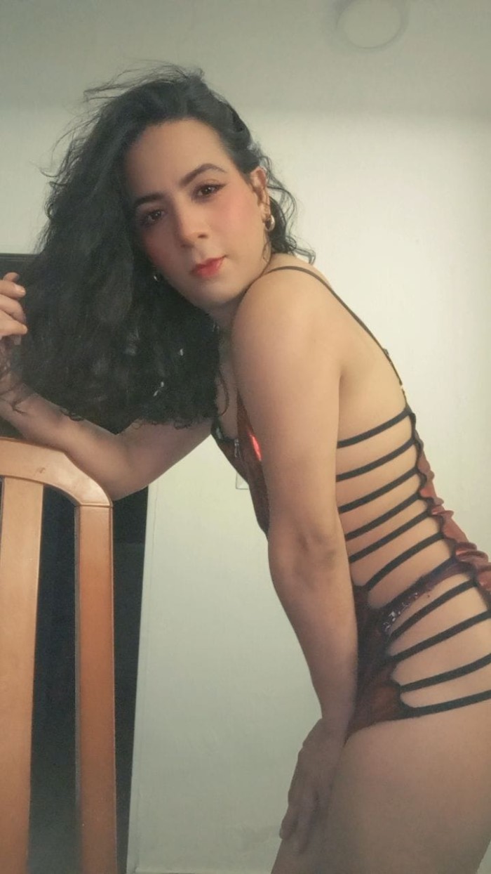 ESPECTACULAR CHICA TRANS XIOMARA DE COLOMBIA EN SEVILLA