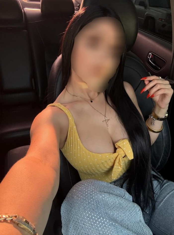 TETONA MUY CACHONDA