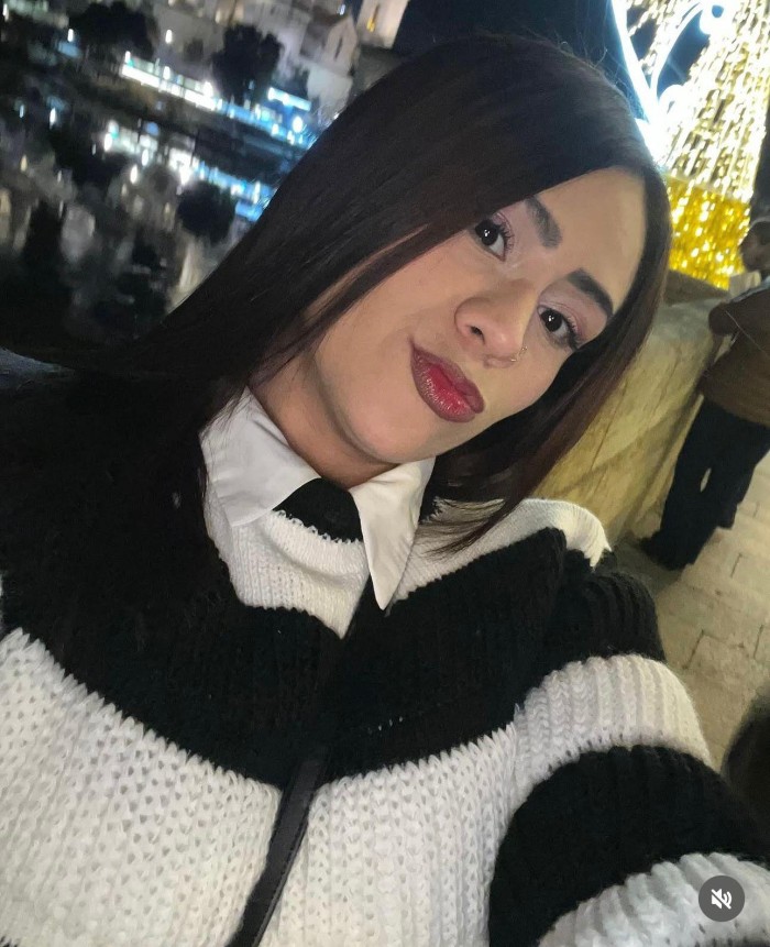 FIESTERA JOVENCITA CACHONDA CON PACK DE HORAS