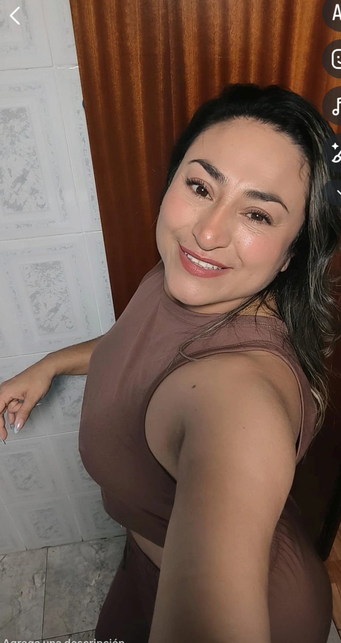 Hola cariño      *ESTOY EN LA RODA*  soy una LATIN