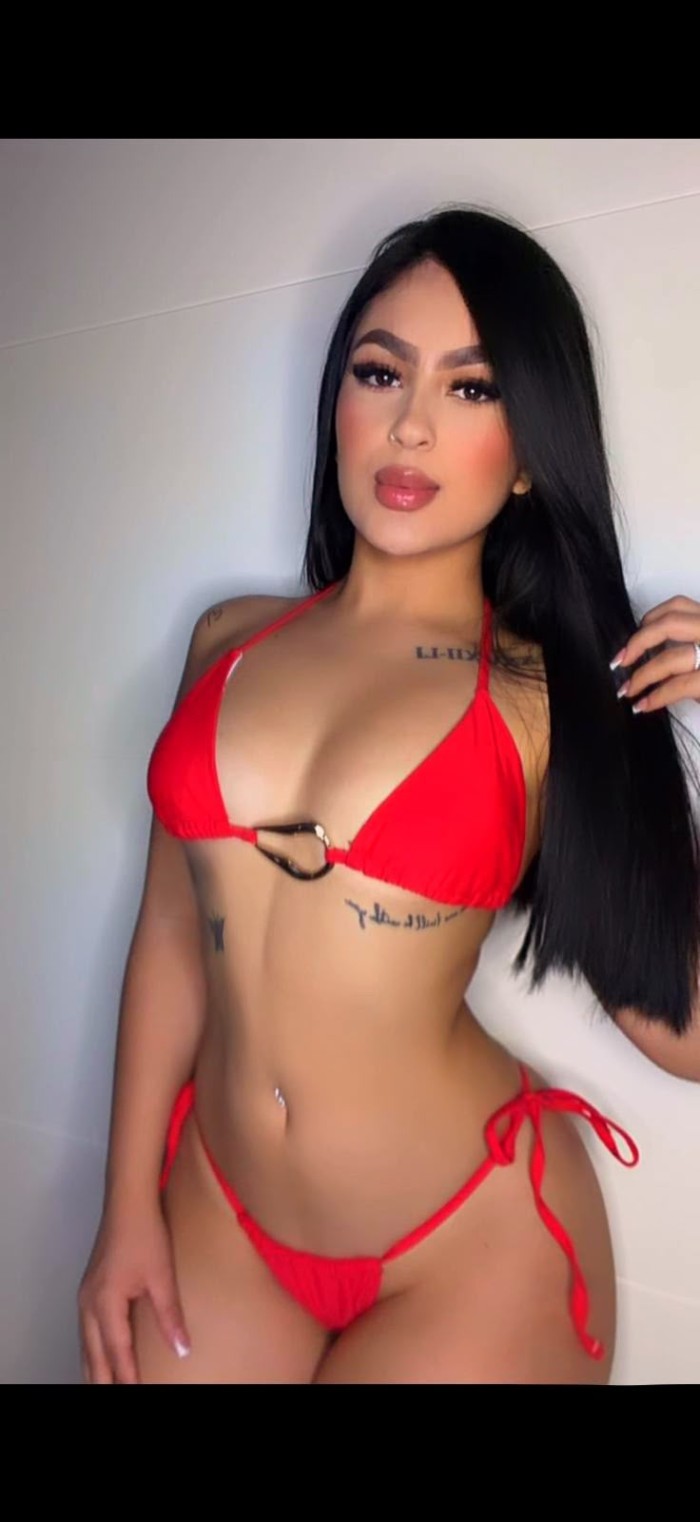 SOY SAMANTHA, COLOMBIANA RESERVADA Y HERMOSA