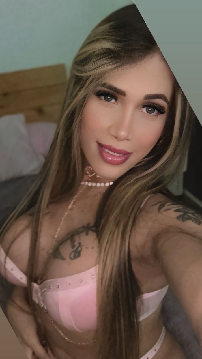 TRANS EN VIGO ARDIENTE SENSUAL CACHONDA