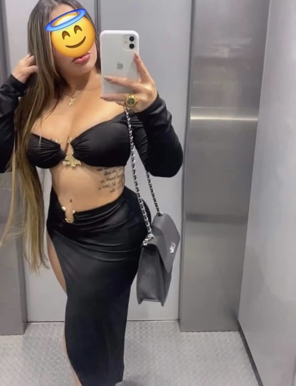 LA NUEVA NALGONA DE MADRID Y HERMOSAS CURVAS