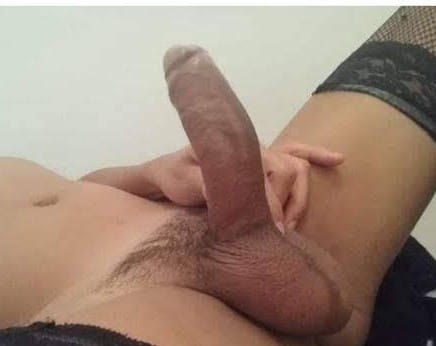 Sofía trans fiestera completa chicos parejas