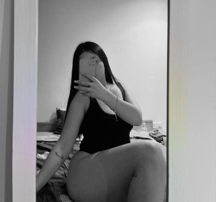 Gordita con pecho grandes