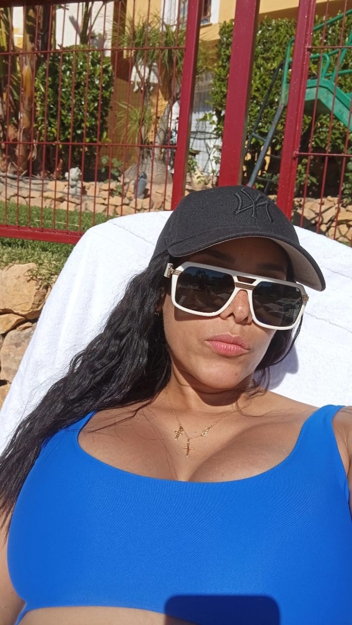 la reina del frances salivado soy muy complaciente