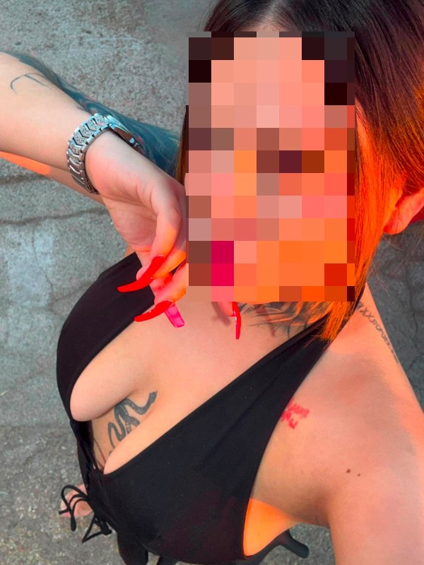 LUCIA LA CHICA QUE ACABA DE LLEGAR EN ESA CIUDAD