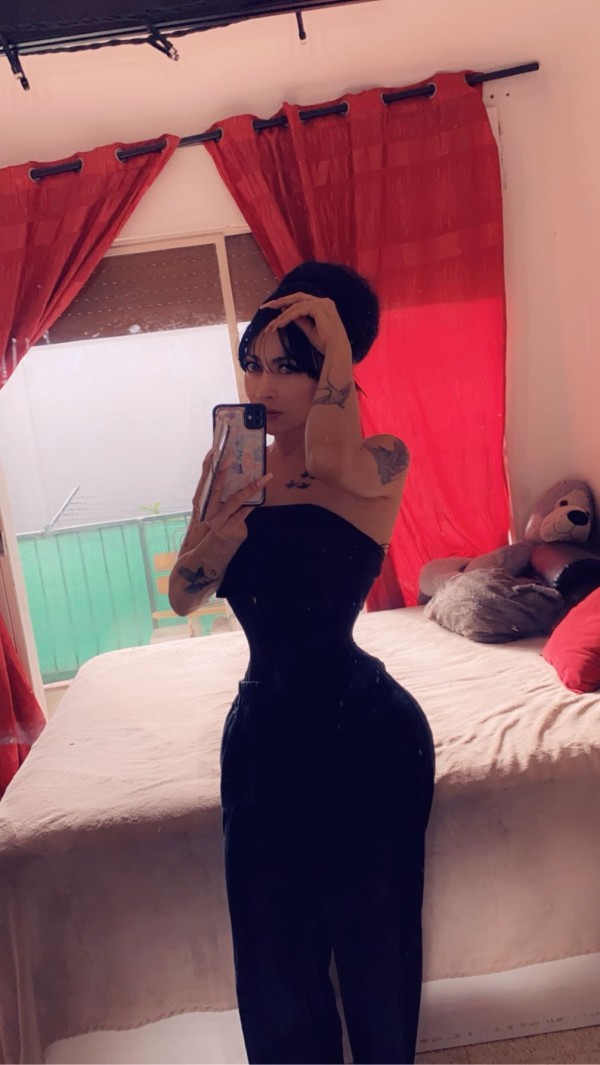 ALEJANDRA trans JOVEN FIESTERA 24H