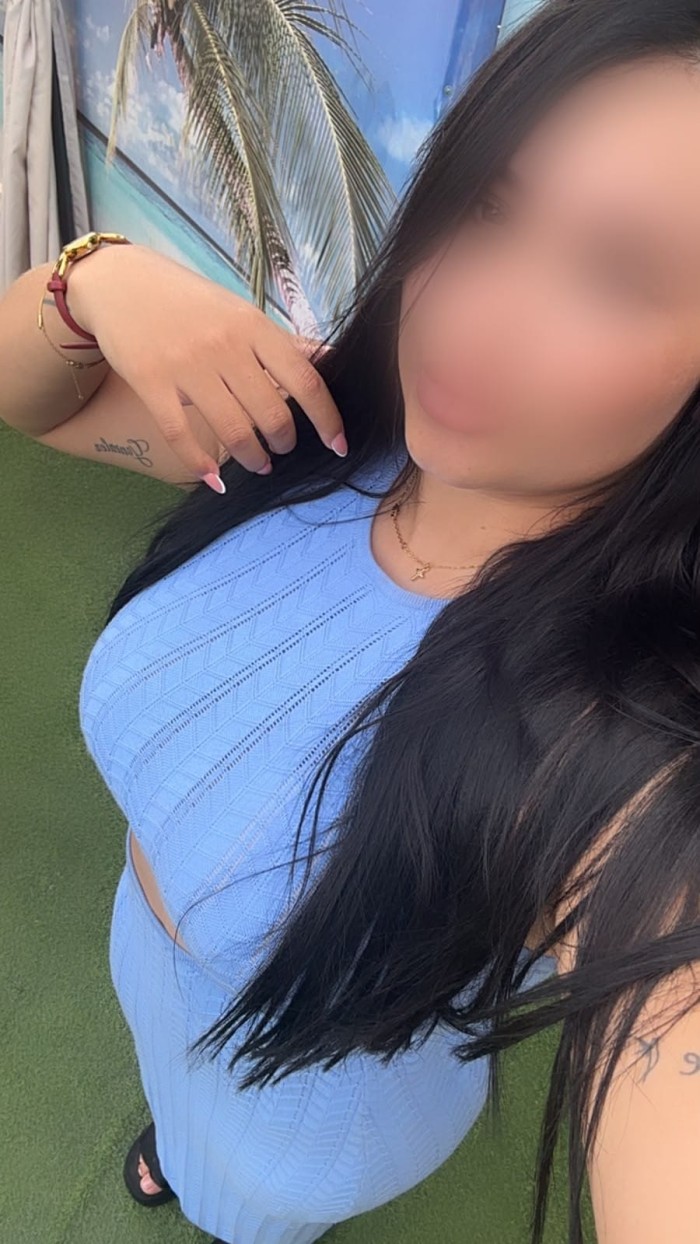 TE DOY UNA MAMADA ENSALIVADA COMO A TI TE GUSTA