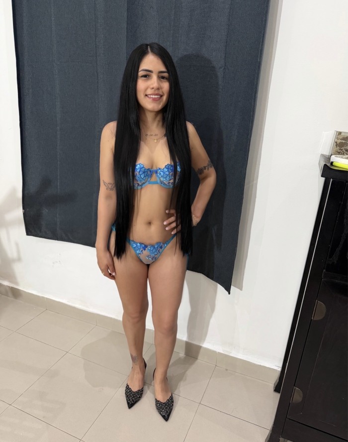 MORENAZA PEQUEÑITA GUAPA ENVÍO VIDEO VERIFICACIÓN