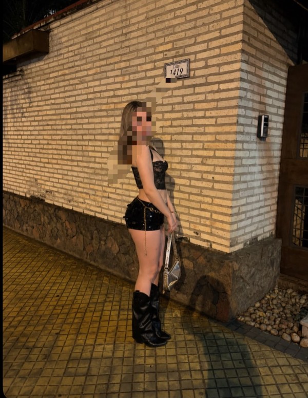 NATY, CHICA LATINA MUY ARDIENTE EN LINARES CON GANAS DE FIESTA
