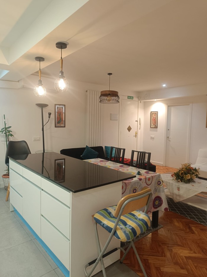PARA TRABAJAR CÓMODA Y SEGURA EN LA MEJOR ZONA