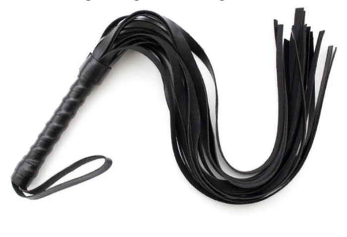 Ama caribeña para sesión de bdsm