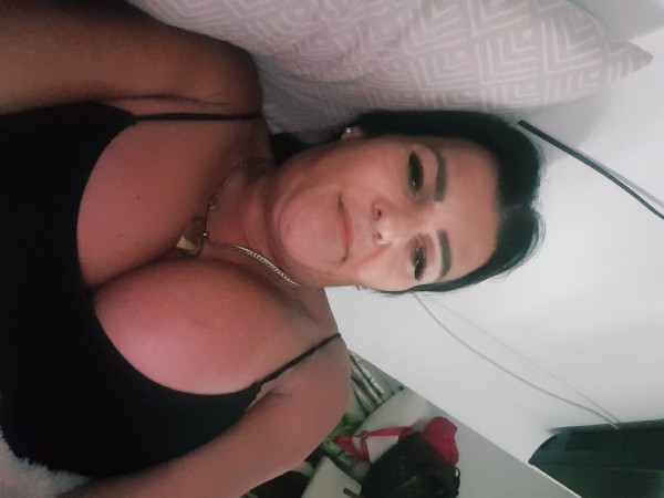 Valeria transexual hago videollamadas caliente 24