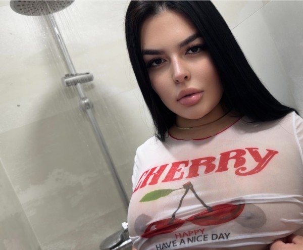 Nueva en Madrid Colombiana Fiestera y muy apasionada