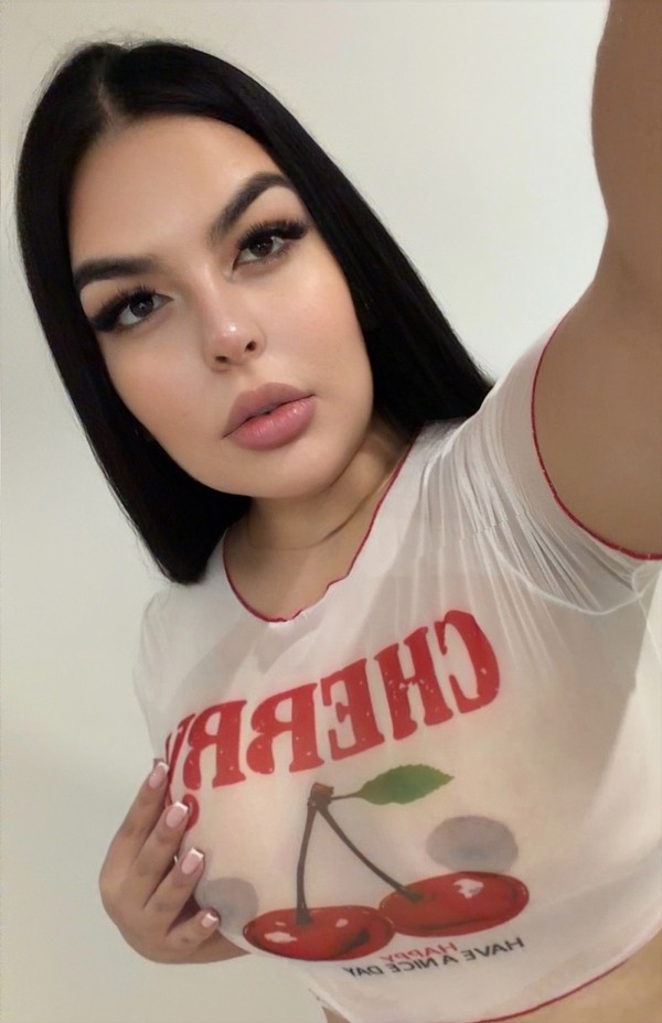 Nueva en Madrid Colombiana Fiestera y muy apasionada