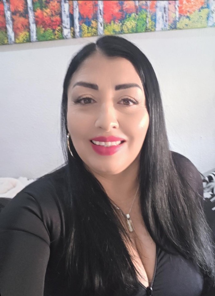 MADURITA COQUETA MORBOSA Y APASIONADA