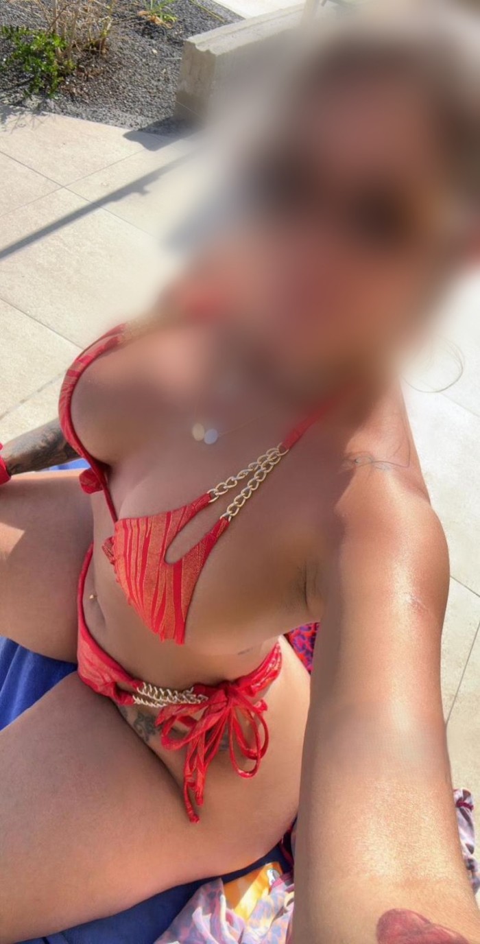 RUBIA ATREVIDA   NUEVA EN MESA Y LOPEZ