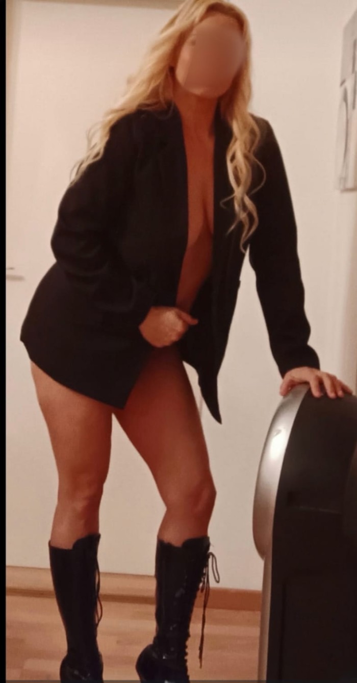 SEXY PERVERSA SPANISH DE CURVAS ARDIENTES CACHONDA FIESTERA UNICA NOVEDAD