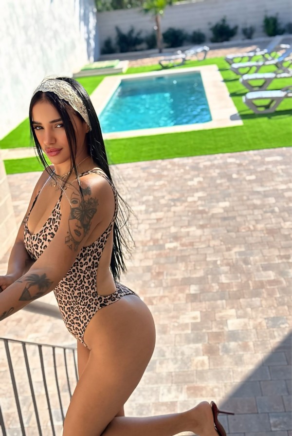 VEN A DARME PLACER QUE YO TAMBIÉN TE DARE COBISA