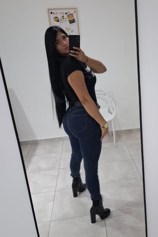 MÍA – VENEZOLANA SENSUAL EN ALCALÁ DE HENARE