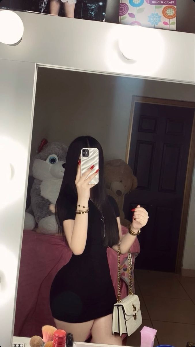 TRATO DE NOVIOS ,MUY CALIENTES SOLO SALIDAS