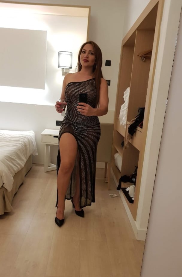 EN FORMENTERA MEXICANA CHICA TRANS UNICA EN EL PLACER