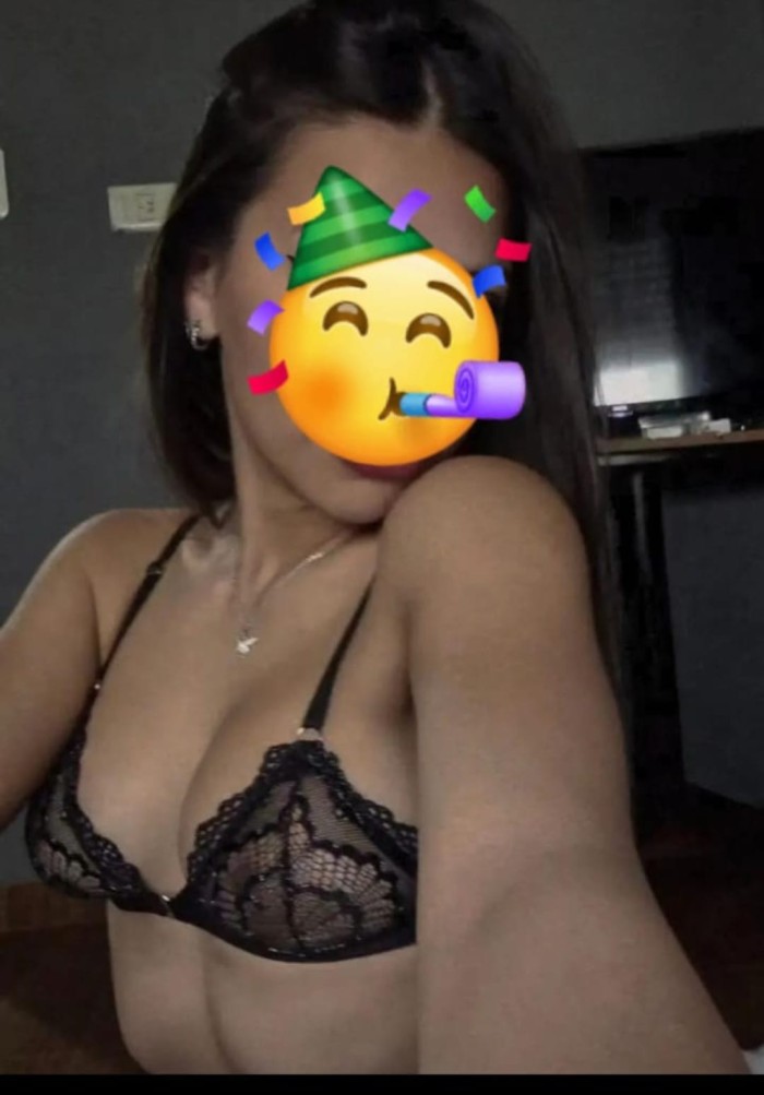 ARDIENTE SENSUAL APASIONADA DESEOSA DE SEXO