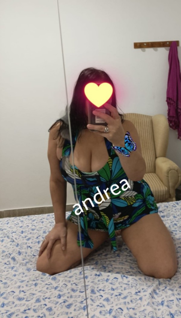 Besitos ,caricias discrecta independiente