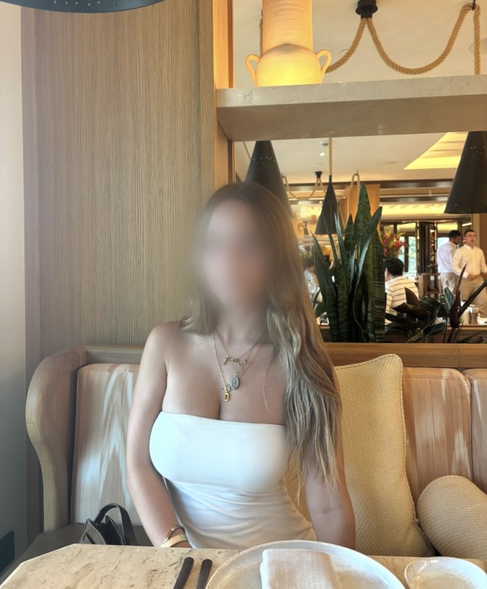 Elena, brasileña joven novedad desde 15 euros!